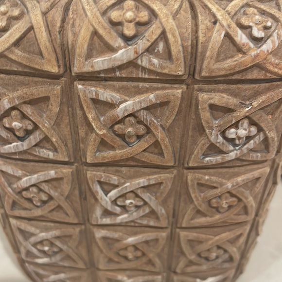 Decorative wood like vases from Michael’s Set of 2 - Picture 6 of 6